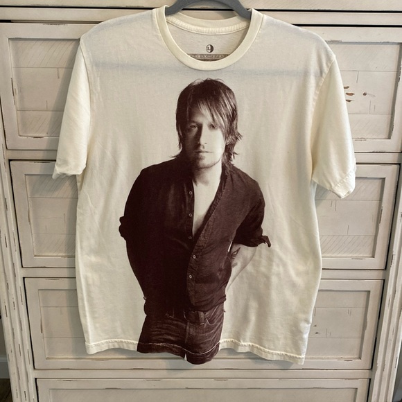 Keith Urban concert T - Picture 1 of 3